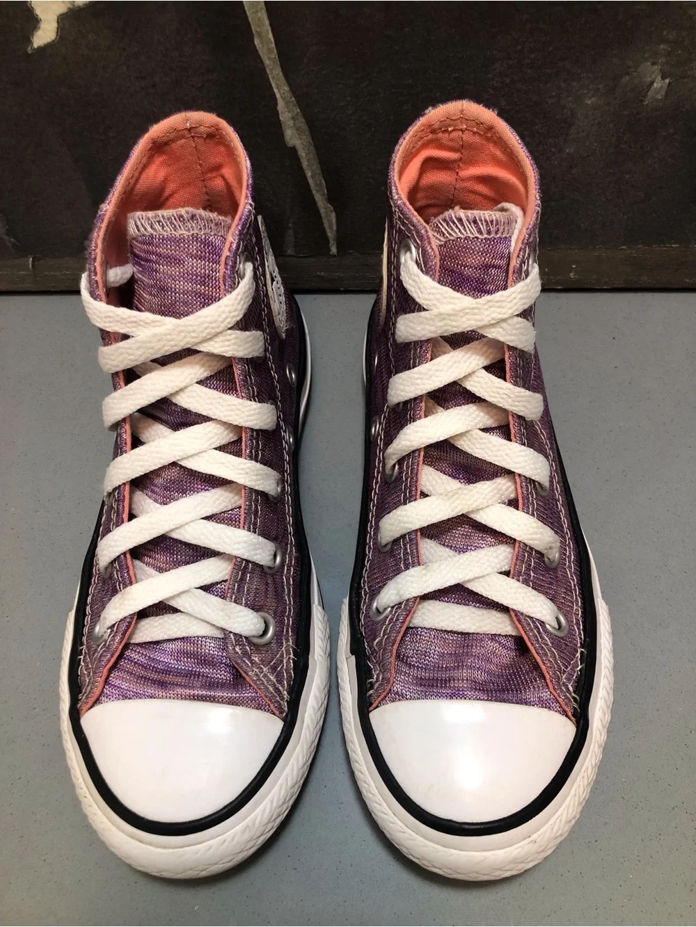 Converse High-Top Sneakers sz 12 Youth